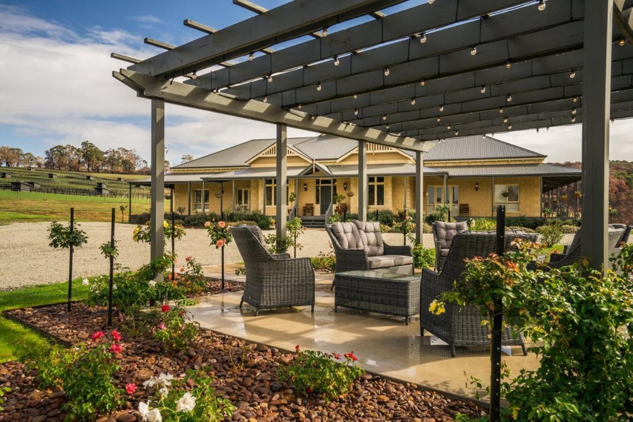 Tallawarra Homestead Tonimbuc Exterior photo